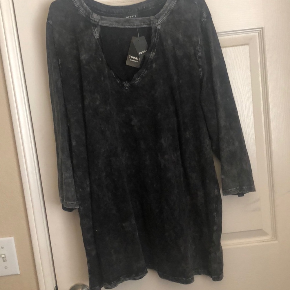 Torrid acid wash tee size 3